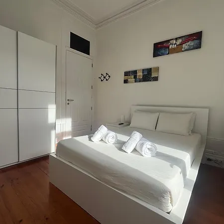 Pombeiro Aparthotel Porto